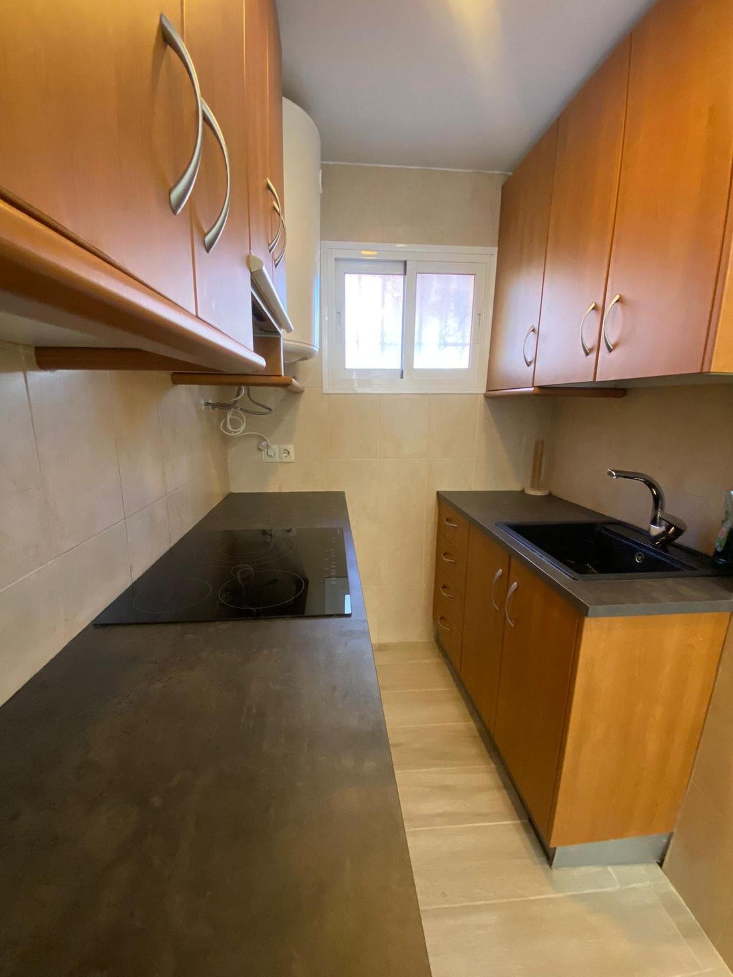 Estudio Con Piscina Y Parking, Playa A 4 Min A Pie, Tren A 2 Min Fuengirola Esterno foto